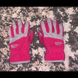 pink north face gloves
